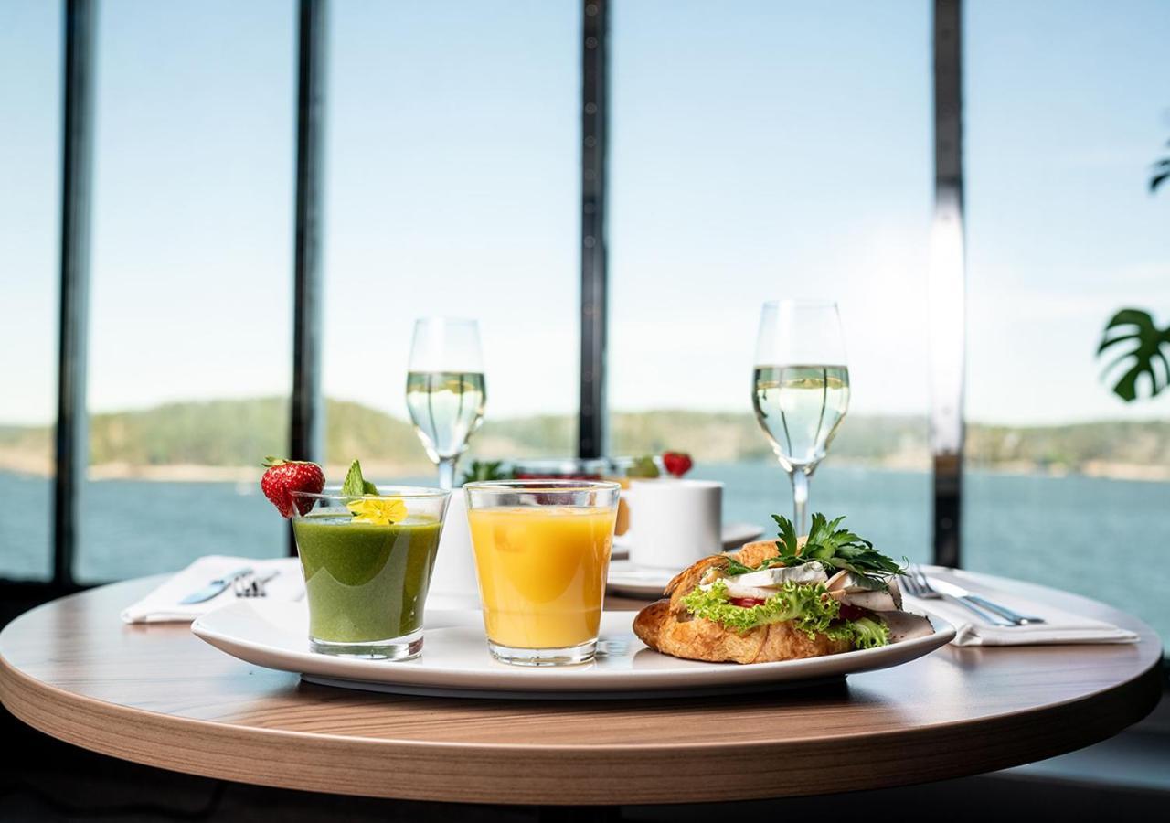 Viking Line Ferry Gabriella - 2-Night Cruise Stockholm-Helsinki-Stockholm Hotel Екстериор снимка