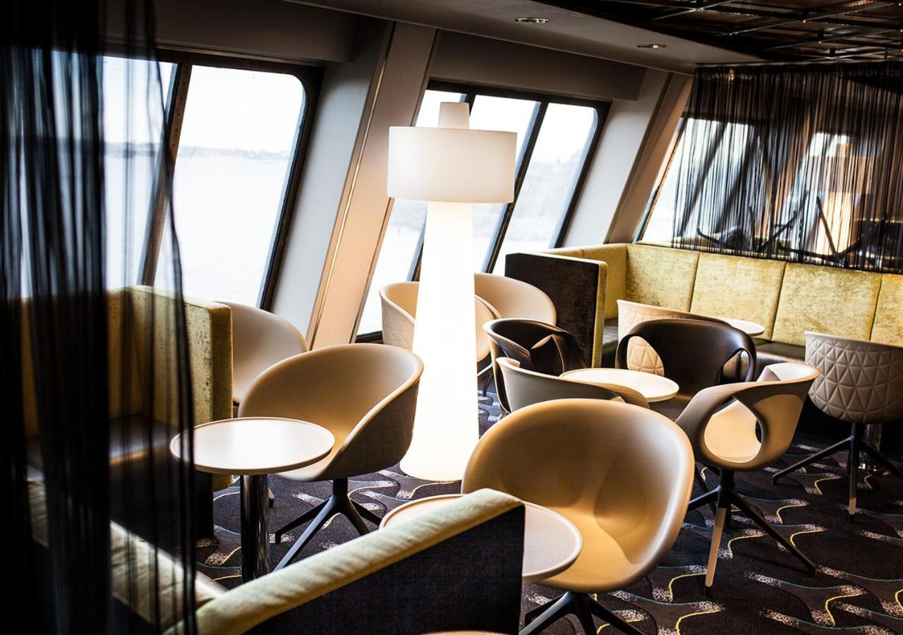 Viking Line Ferry Gabriella - 2-Night Cruise Stockholm-Helsinki-Stockholm Hotel Екстериор снимка