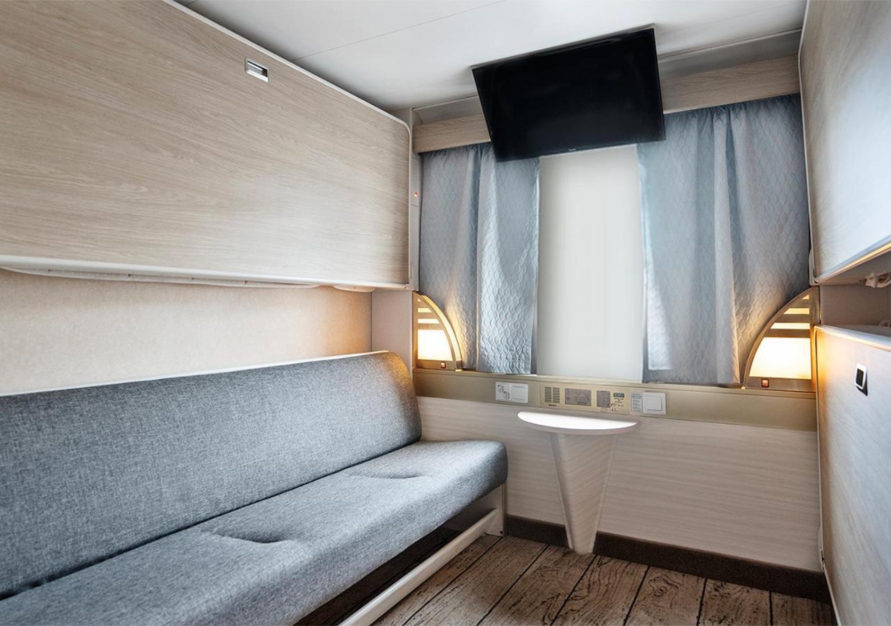 Viking Line Ferry Gabriella - 2-Night Cruise Stockholm-Helsinki-Stockholm Hotel Стая снимка