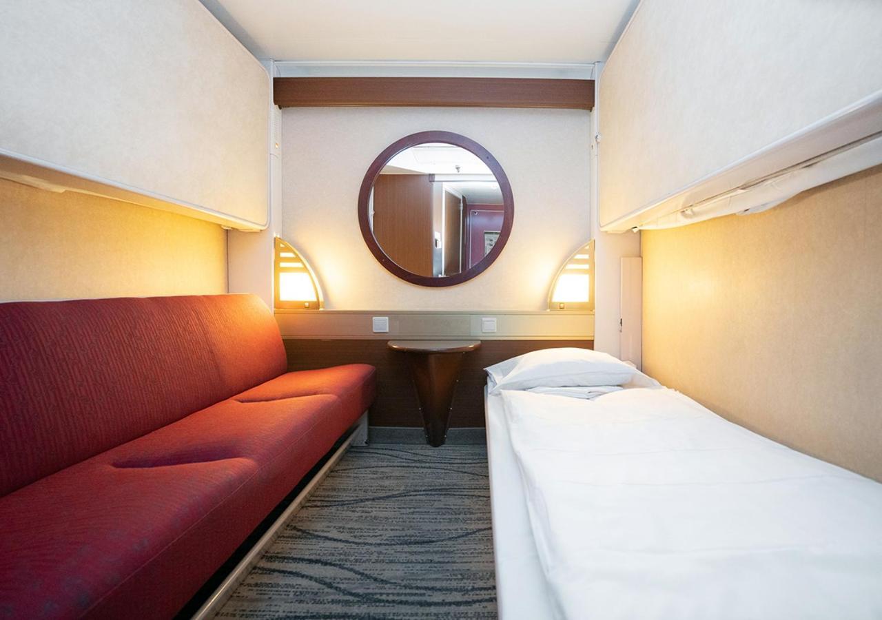 Viking Line Ferry Gabriella - 2-Night Cruise Stockholm-Helsinki-Stockholm Hotel Стая снимка