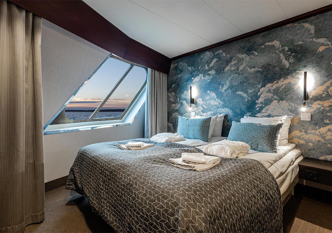 Viking Line Ferry Gabriella - 2-Night Cruise Stockholm-Helsinki-Stockholm Hotel Стая снимка