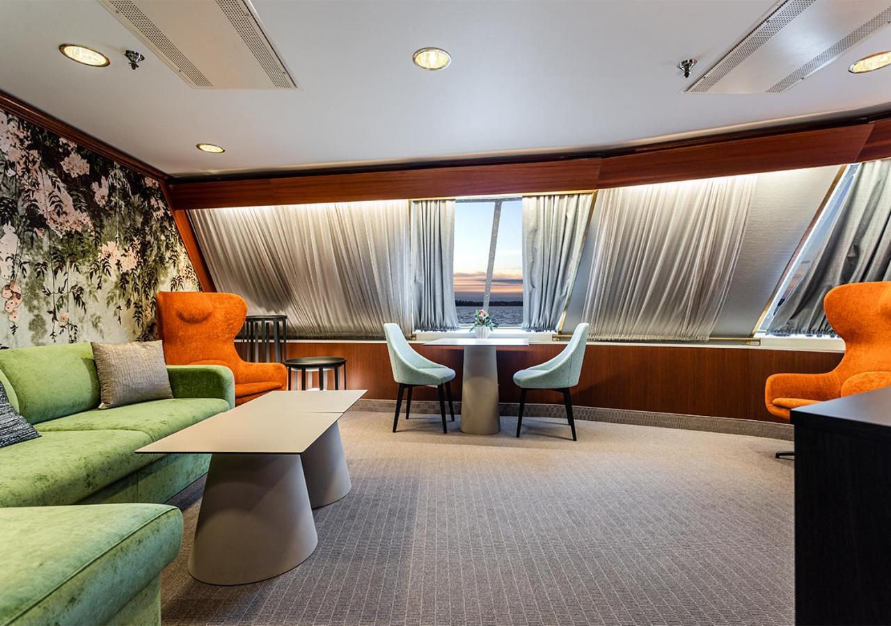 Viking Line Ferry Gabriella - 2-Night Cruise Stockholm-Helsinki-Stockholm Hotel Стая снимка